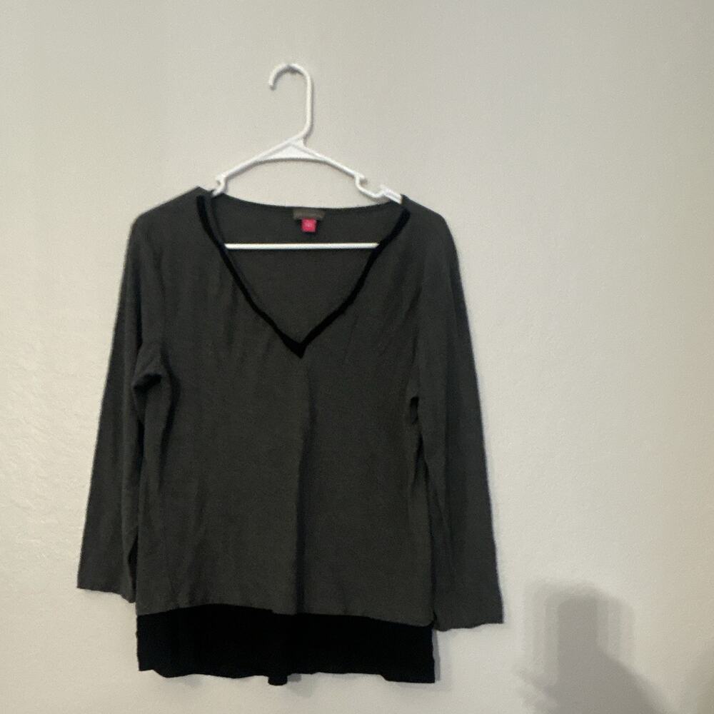 Vince Camuto Women's Gray/Black Knit V-Neck 3/4 Sleeve Lightweight Shirt L